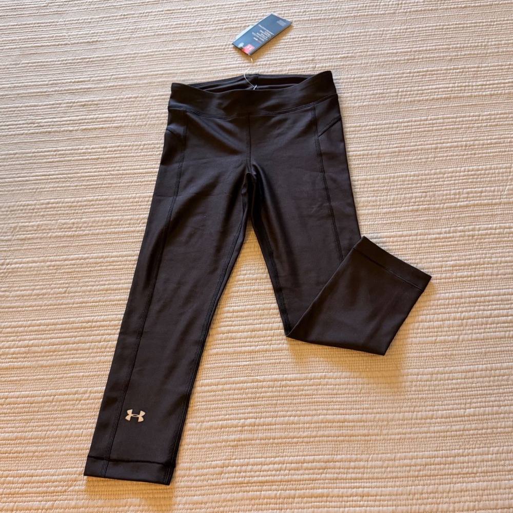 NWT‎ Under Armour Women's HeatGear Compression Capri Leggings Black Size XS